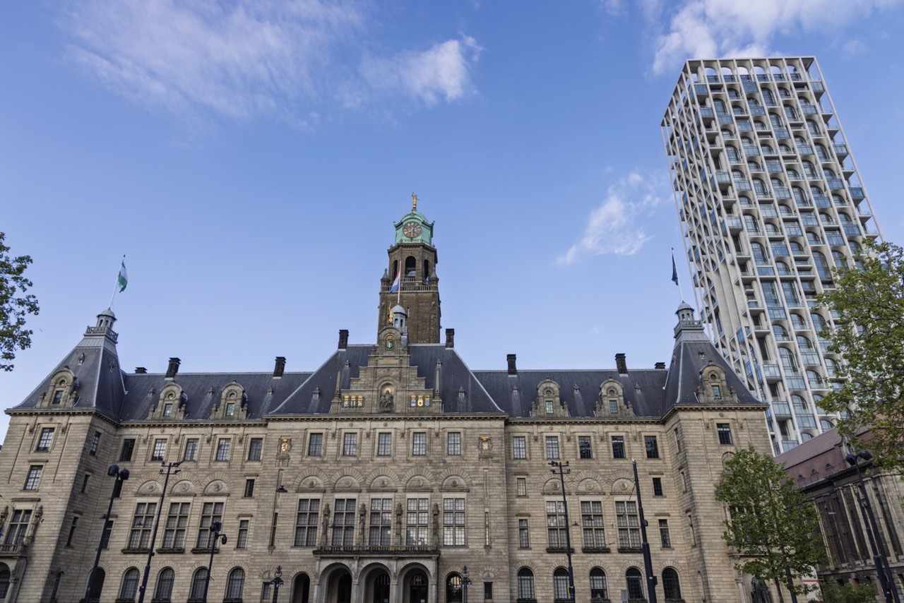 municipal clerk processing building permits and licenses through a cloud fax platform